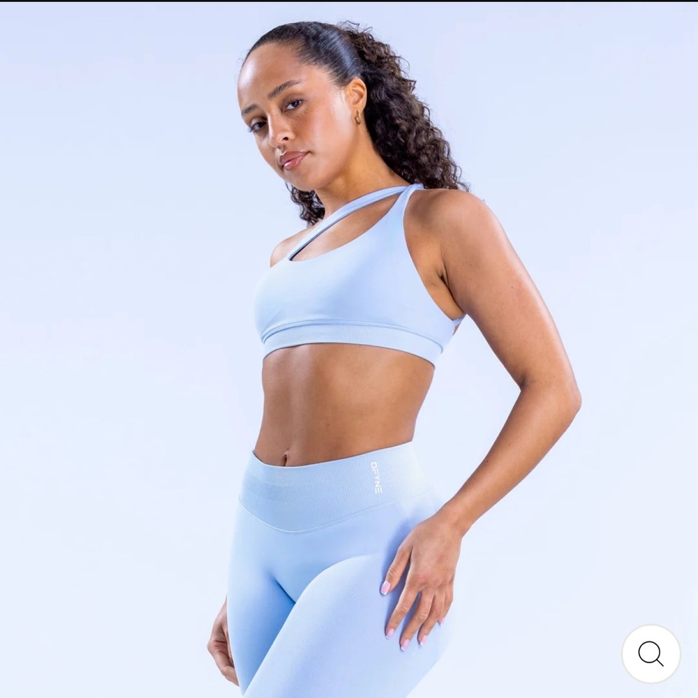 DFYNE impact sports bra